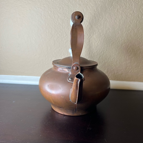 Vintage Copper Tea Pot/ Kettle w Delft Blue Ceramic Handle, Tea Party, Flower Va - Picture 5 of 11